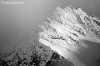 Trafoi, 27.03.2013 - Nikon D7000 ob. Afs 300 F/4, 300 mm F/4 iso 100 1/1600 sec.