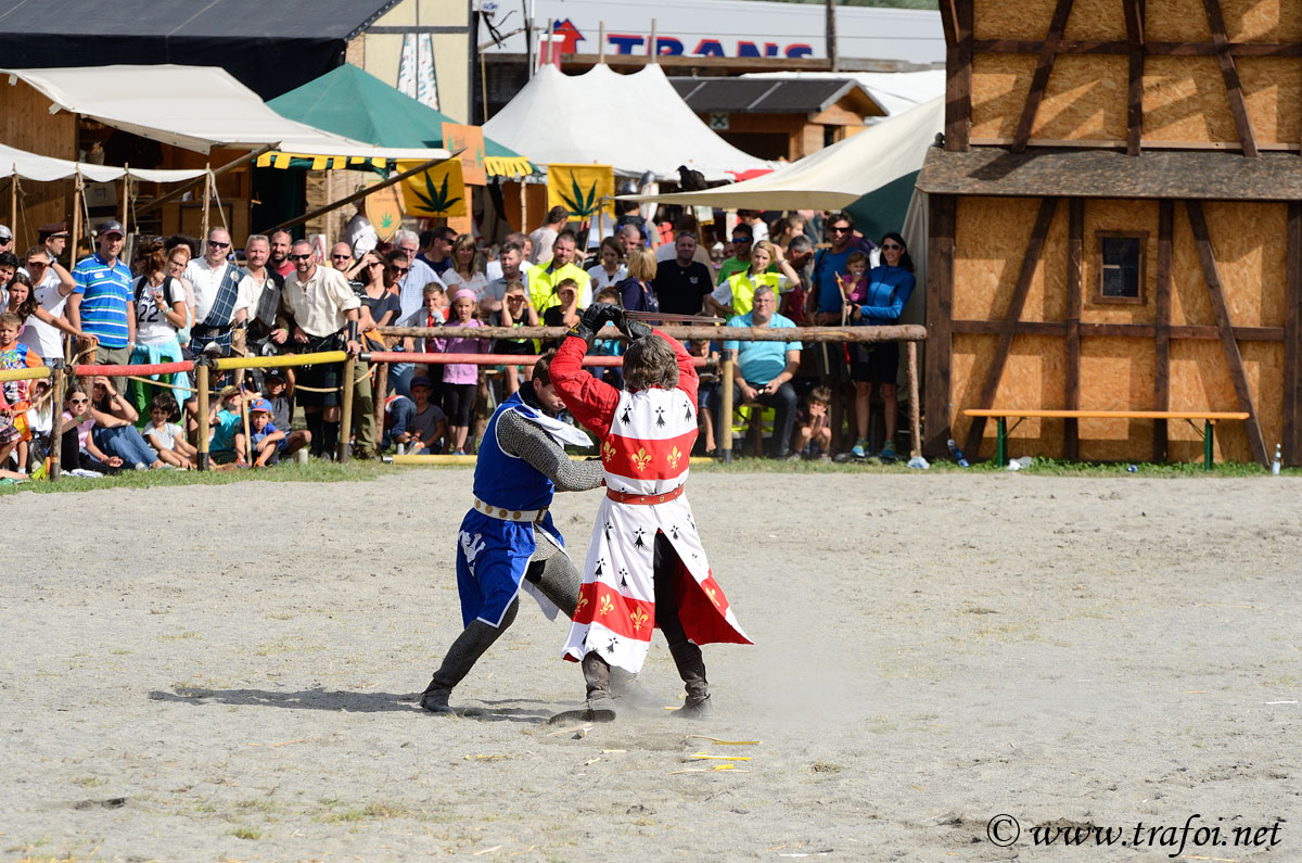 ../Costumi/Giochi_Medievali/17160bis.jpg