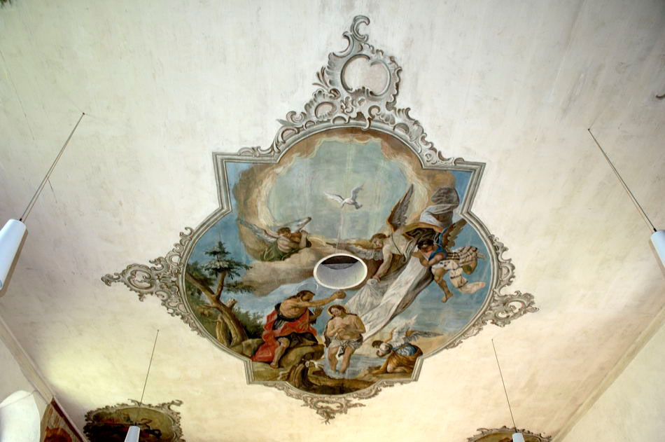 ../Dintorni/1695.jpg