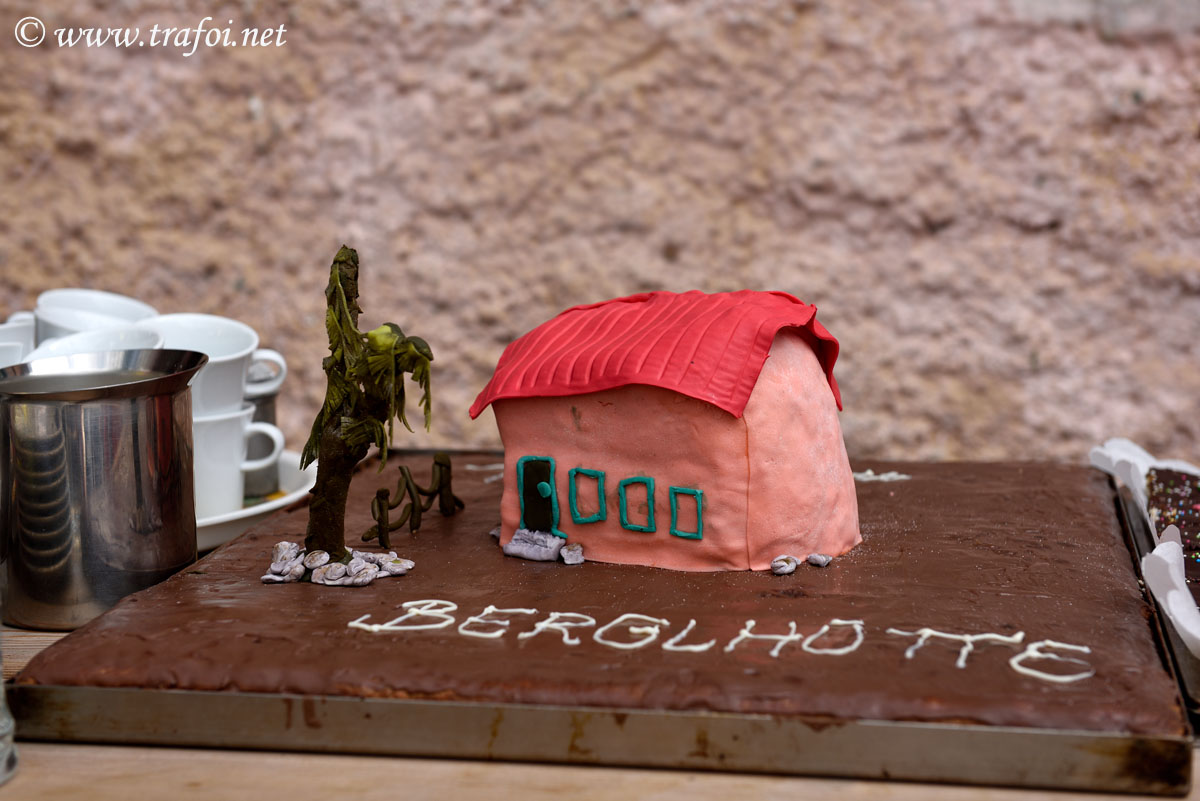 ../Escursioni2/Borletti_Rododendro/24059bis.jpg