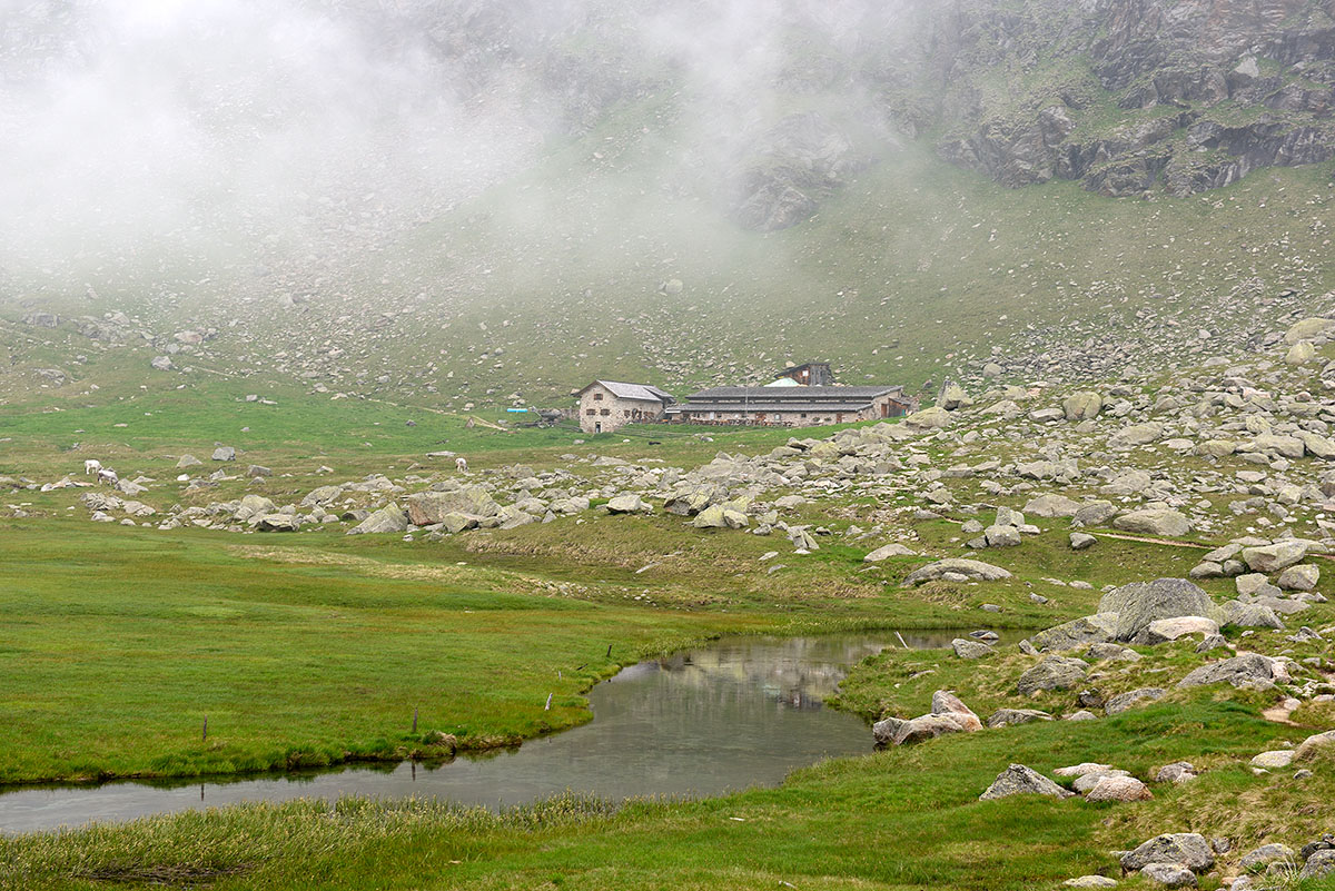 ../Escursioni2/Laghi_Sopranes/Sopranes_003044.jpg