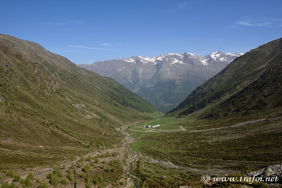 ../Escursioni2/Malles/010900_D750.jpg