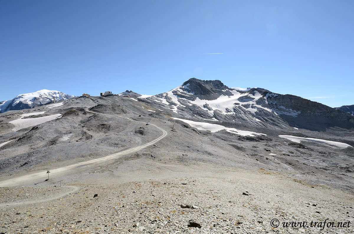 ../Escursioni2/Stelvio/13420bis.jpg