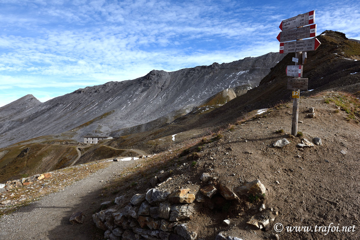 ../Escursioni2/Stelvio/20477bis.jpg