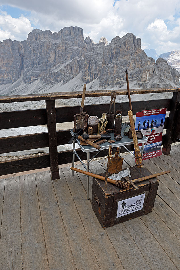 Cortina - Presso la stazione a monte funivia Lagazuoi