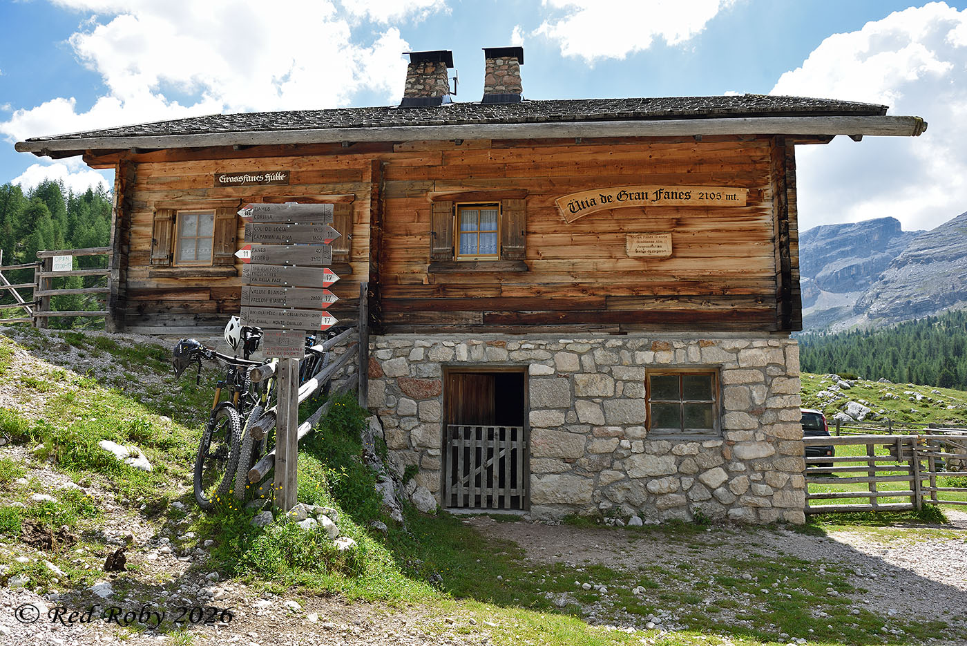 Dolomiti - Rifugio Gran Fanes