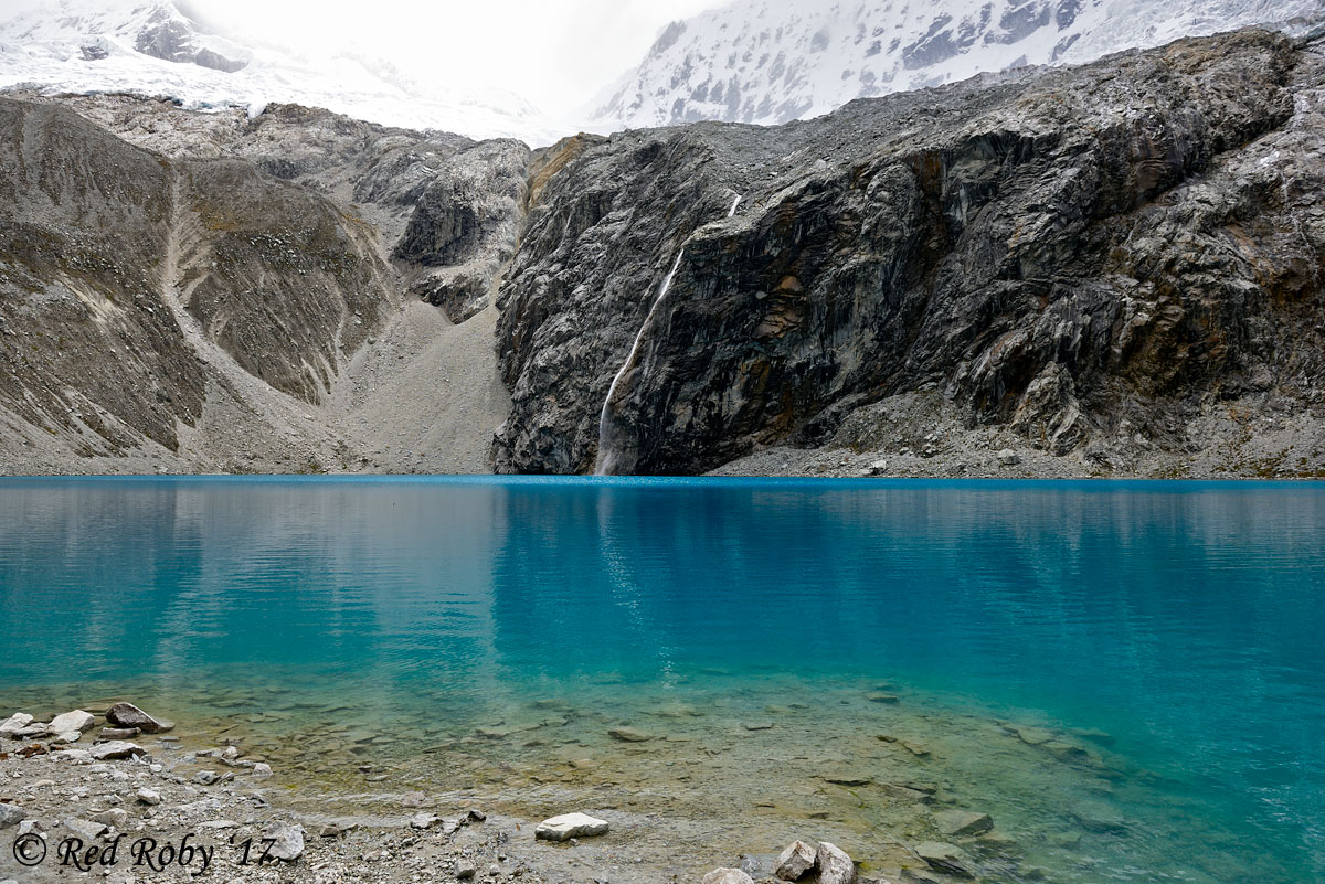 ../Peru/Laguna_69_22668.jpg