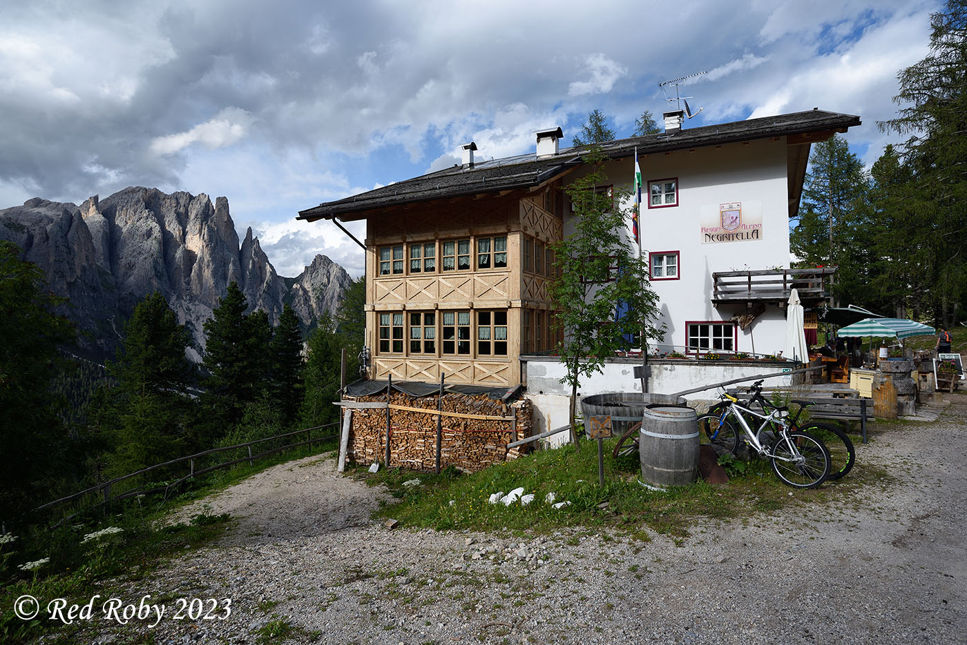 ../Viaggi/Val_di_Fassa/009160_D750.jpg