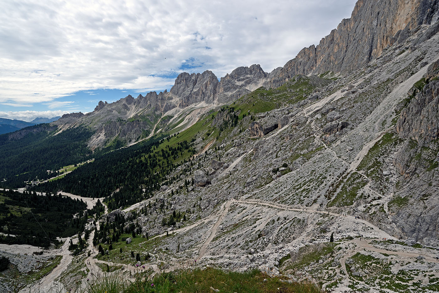 ../Viaggi/Val_di_Fassa/009196_D750.jpg