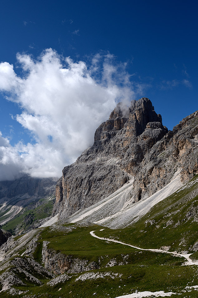 ../Viaggi/Val_di_Fassa/009394_D750.jpg