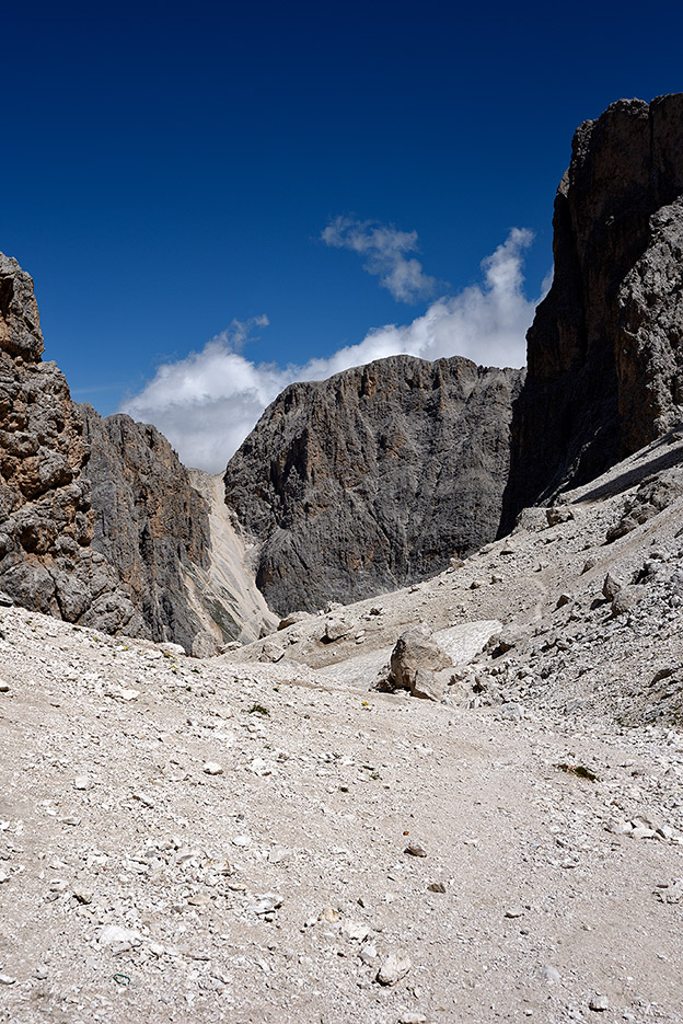 ../Viaggi/Val_di_Fassa/009402_D750.jpg