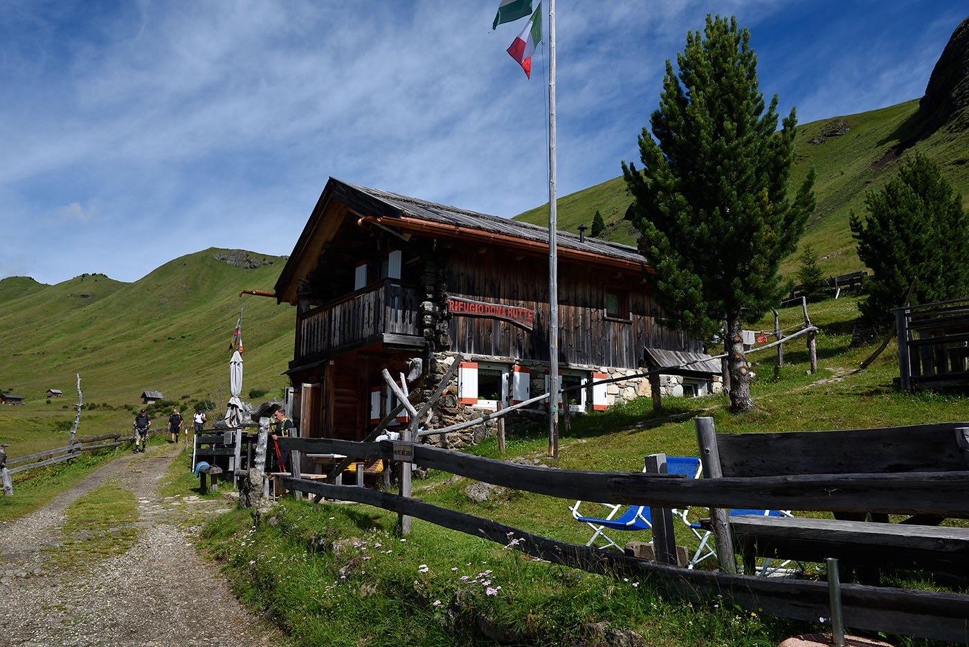 ../Viaggi/Val_di_Fassa/009551_D750.jpg
