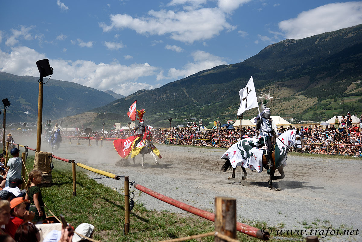 ../Costumi/Giochi_Medievali/009974_D750.jpg