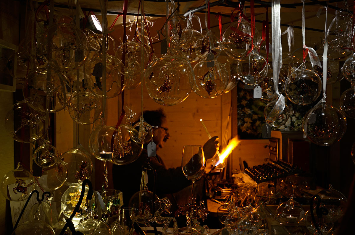 ../Costumi/Mercatini/10368bis.jpg