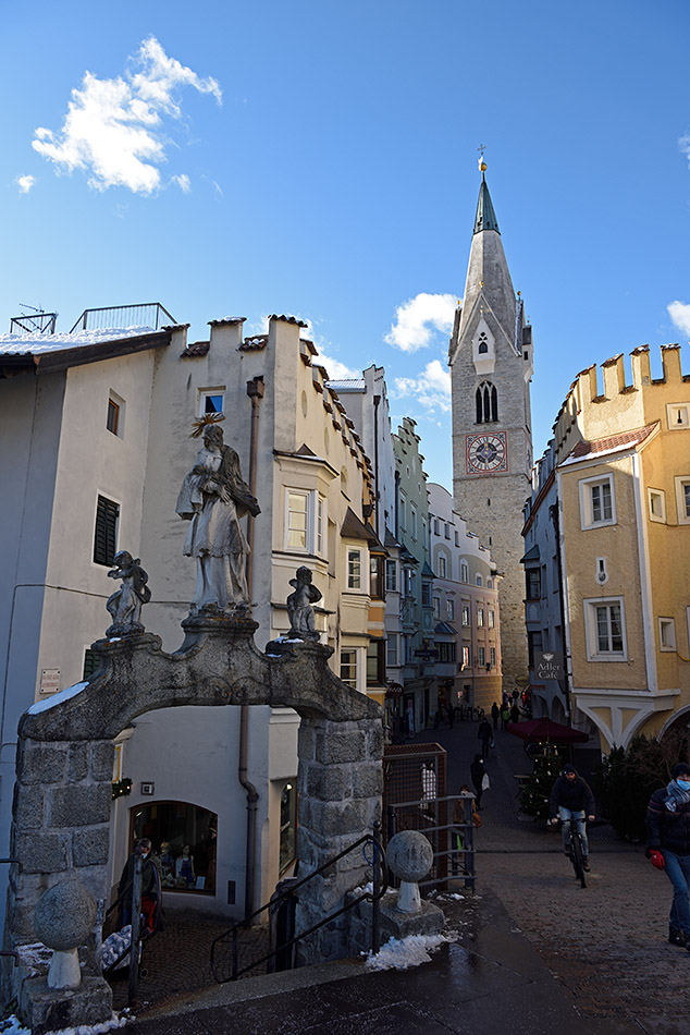 ../Costumi/Mercatini/Bressanone_006464.jpg
