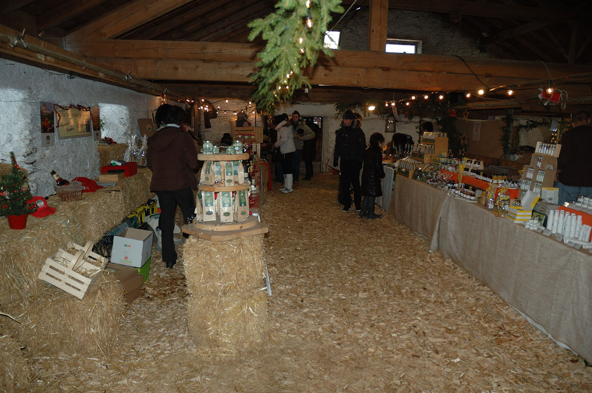 ../Costumi/Mercatini/Martello2468.jpg