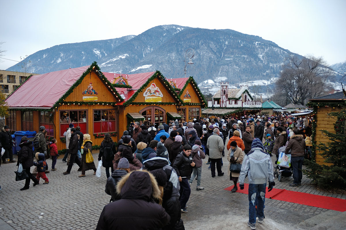 ../Costumi/Mercatini/Merano2417.jpg