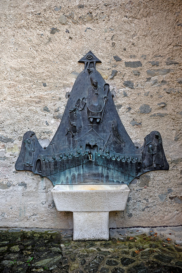 ../Dintorni/Chiusa_011639.jpg