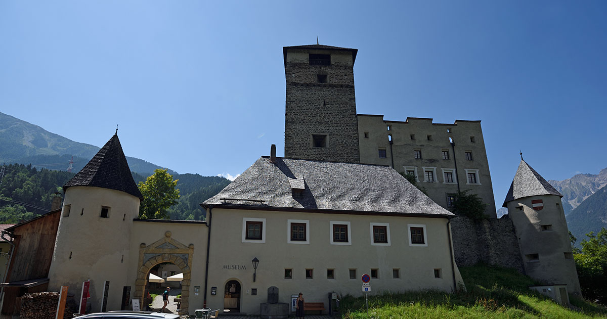 ../Escursioni2/Landeck/012201.jpg