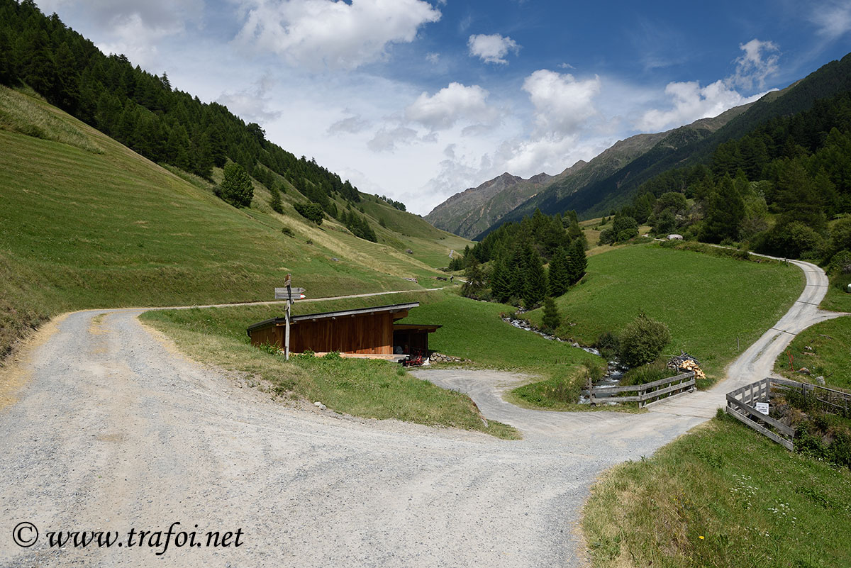 ../Escursioni2/Malles/011299_D750.jpg