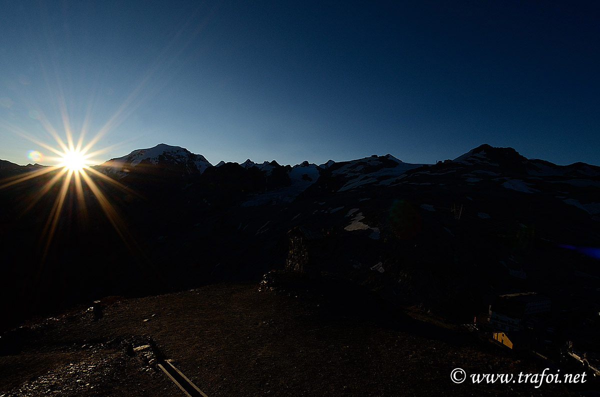 ../Escursioni2/Stelvio/13047bis.jpg