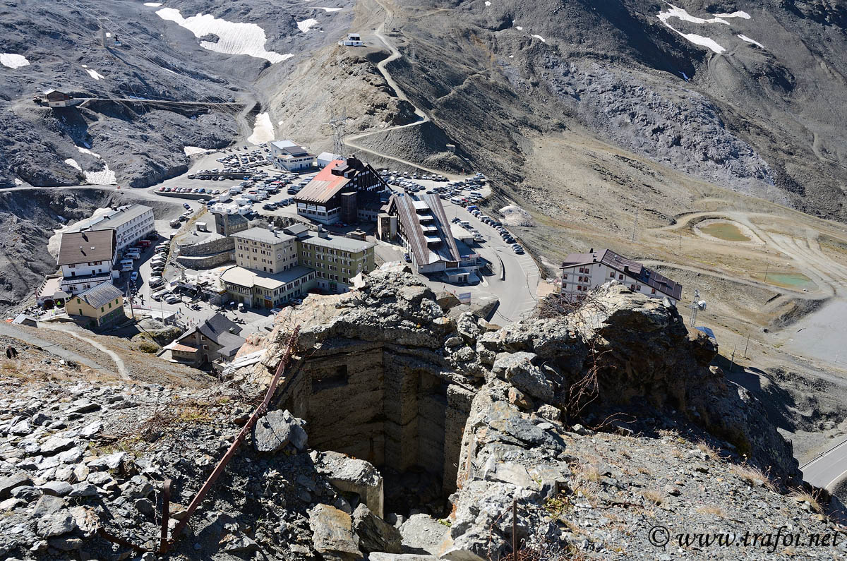 ../Escursioni2/Stelvio/13381bis.jpg