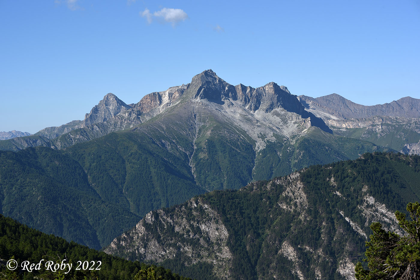 ../Viaggi/Monviso/Giro_Monviso_007680.jpg