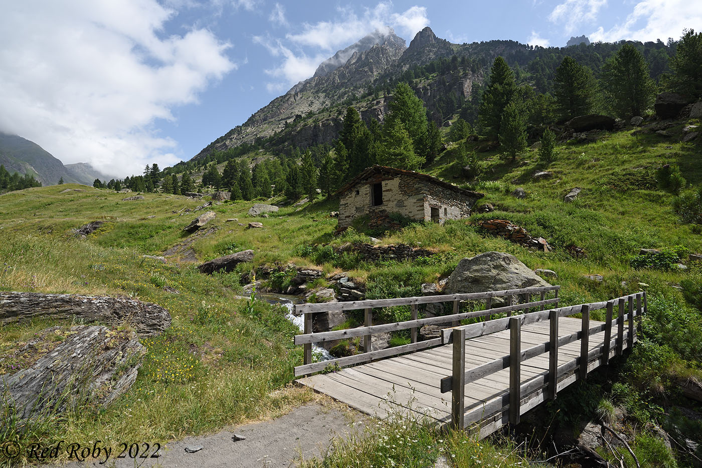 ../Viaggi/Monviso/Giro_Monviso_008218.jpg