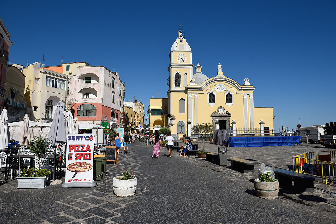 Napoli - Isola di Procida