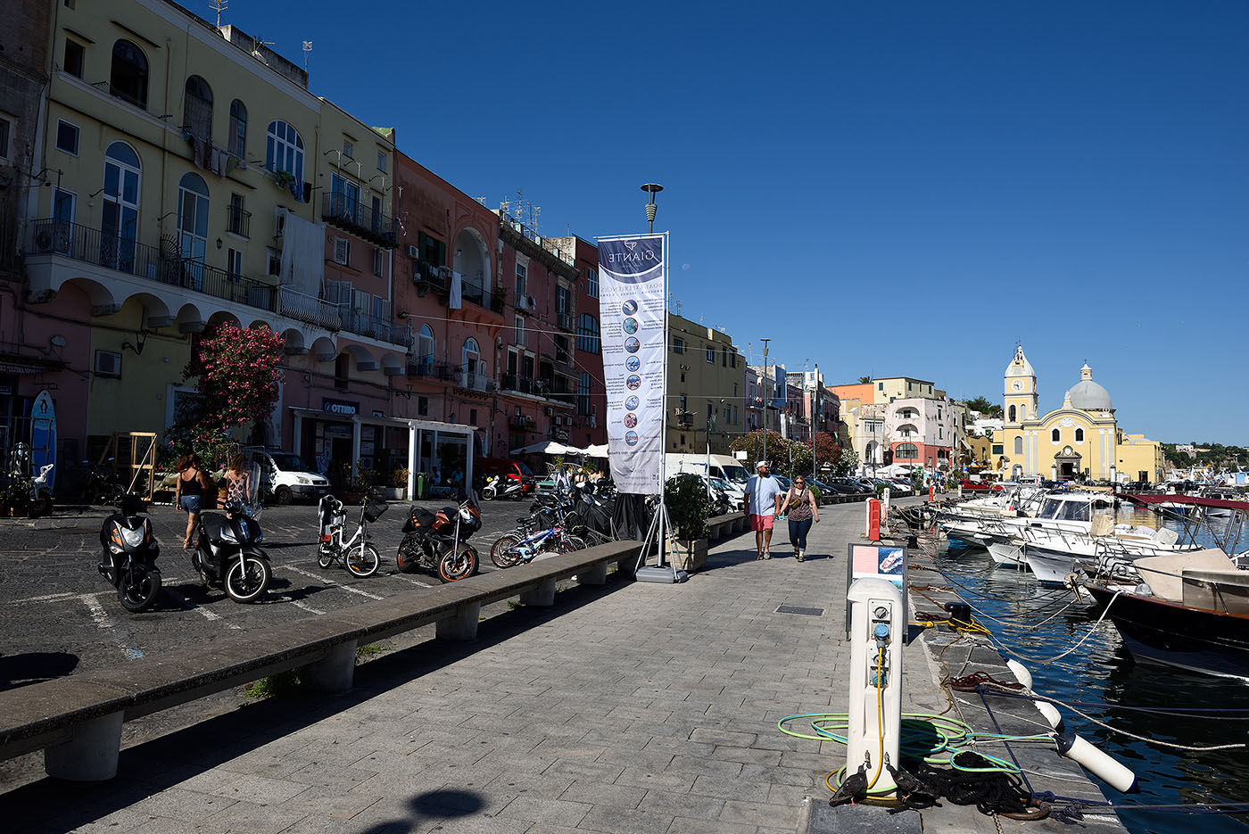 Napoli - Isola di Procida