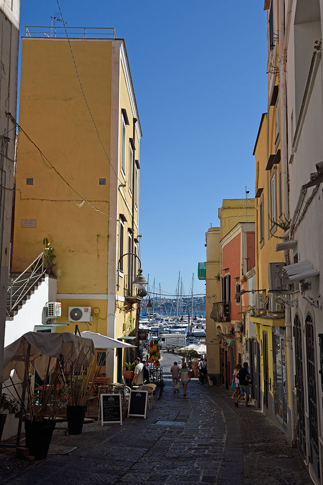 Napoli - Isola di Procida