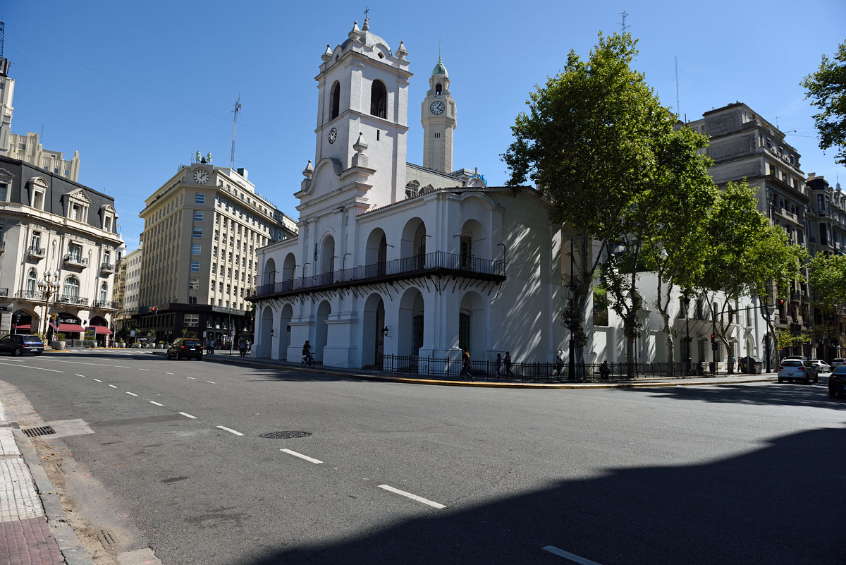 ../Patagonia/Buenos_Aires_plaza_de_mayo_El_Cabildo_0048.jpg