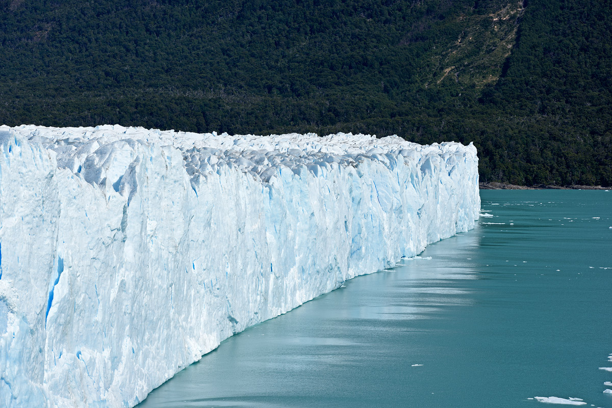 ../Patagonia/Perito_Moreno_1639.jpg