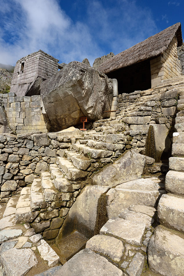 ../Peru/Machu_Picchu_22358.jpg