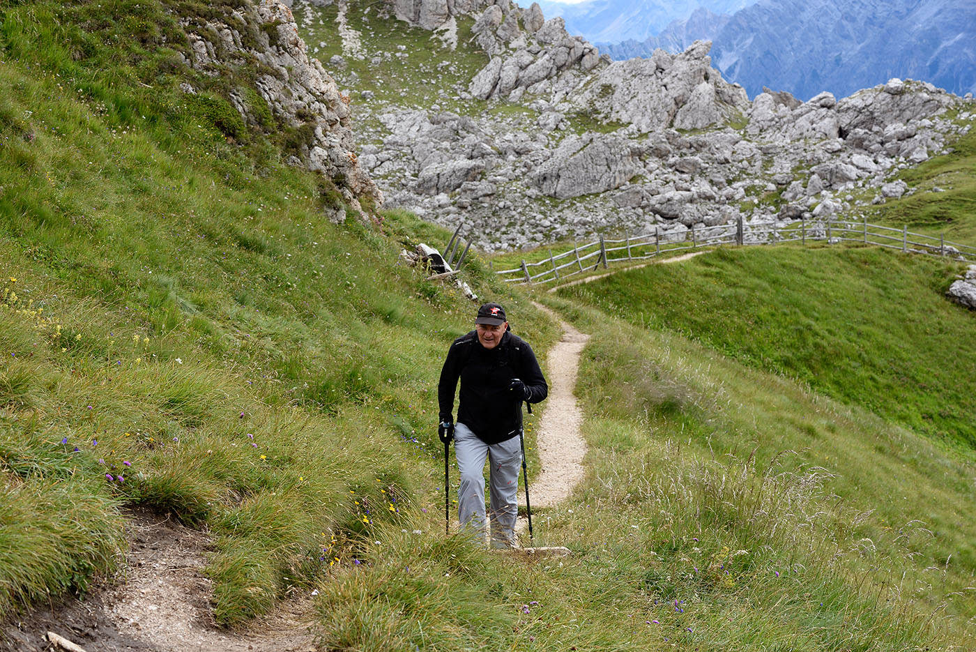 ../Viaggi/Val_di_Funes/Col_di_Poma_011967.jpg
