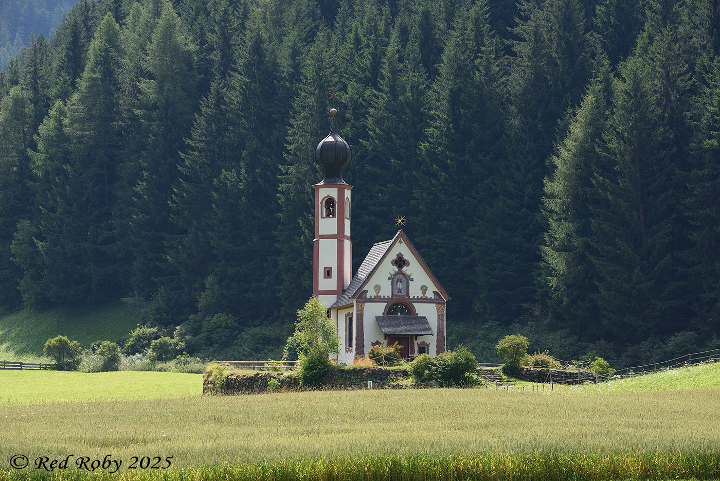 ../Viaggi/Val_di_Funes/Funes_011549.jpg