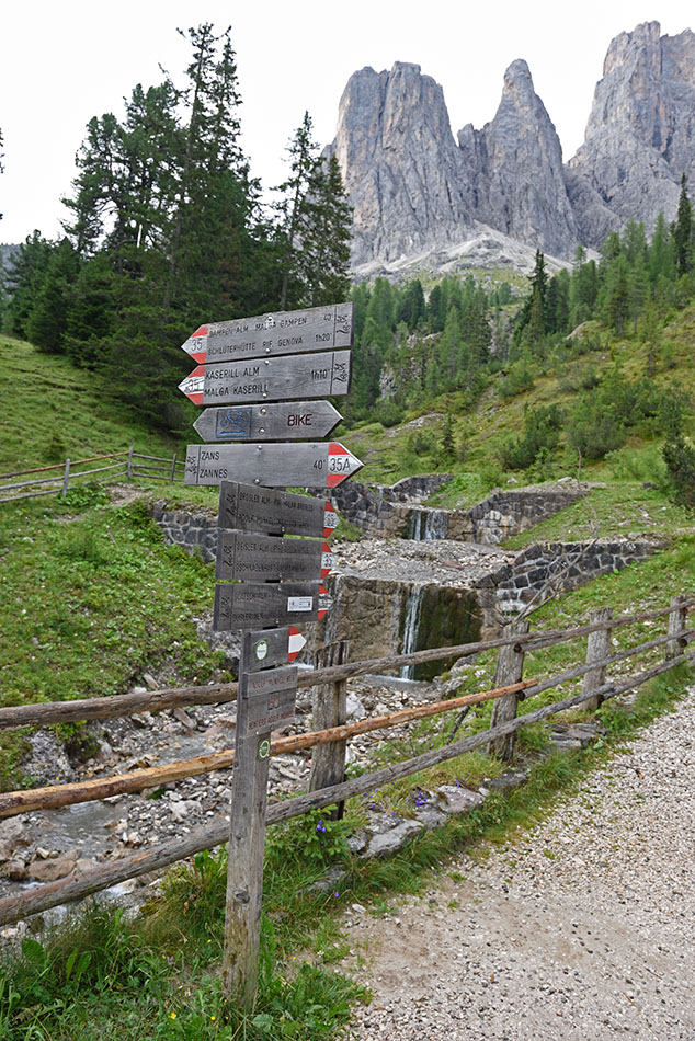 ../Viaggi/Val_di_Funes/Funes_011714.jpg