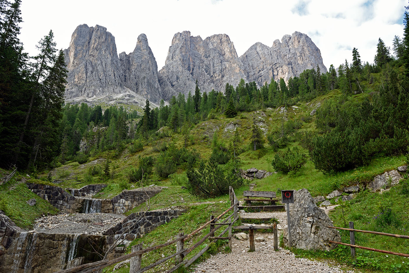 ../Viaggi/Val_di_Funes/Funes_011716.jpg