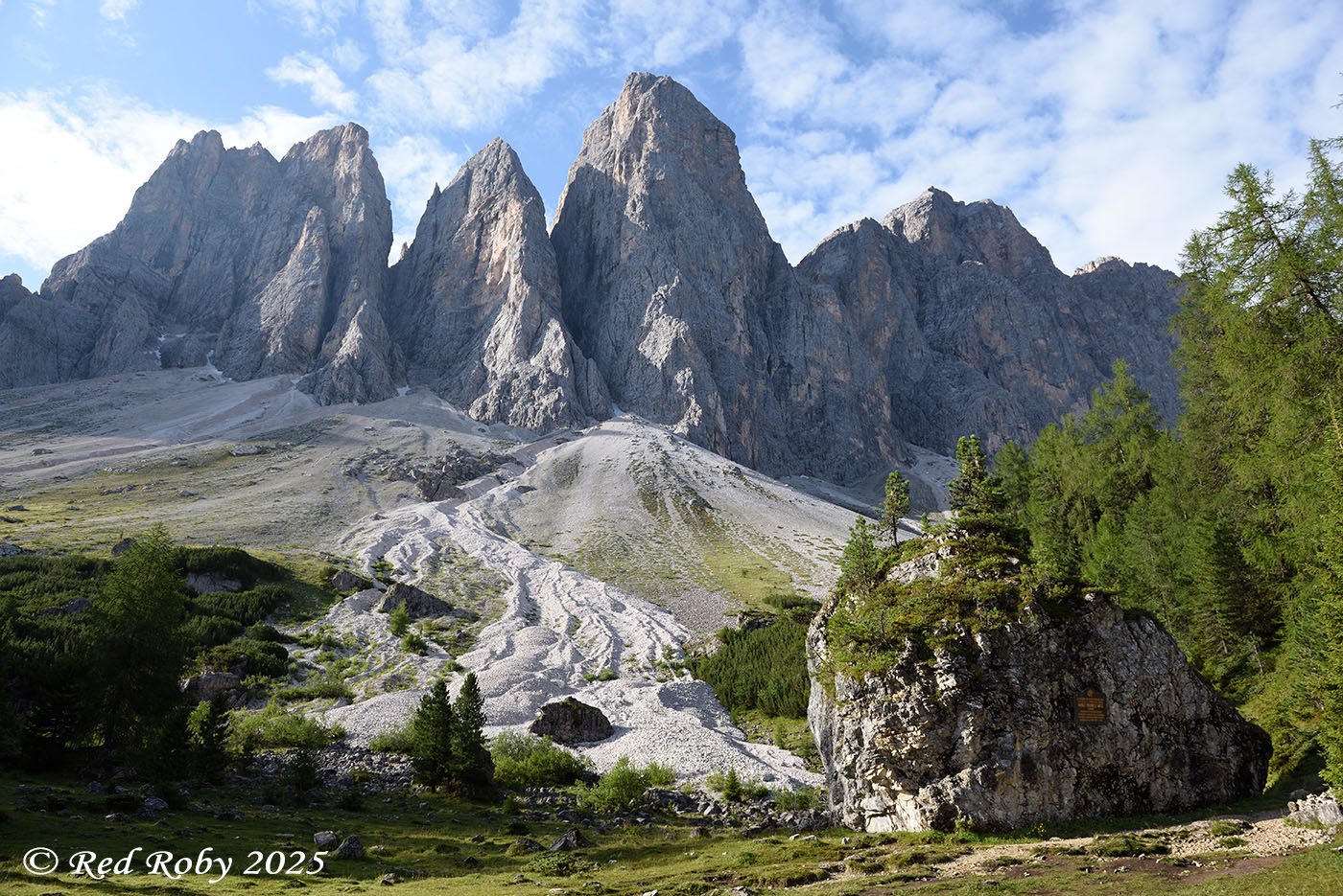 ../Viaggi/Val_di_Funes/Funes_011739.jpg