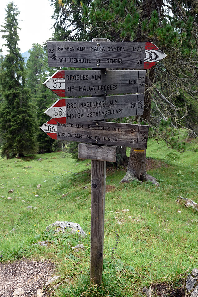 ../Viaggi/Val_di_Funes/Funes_011754.jpg