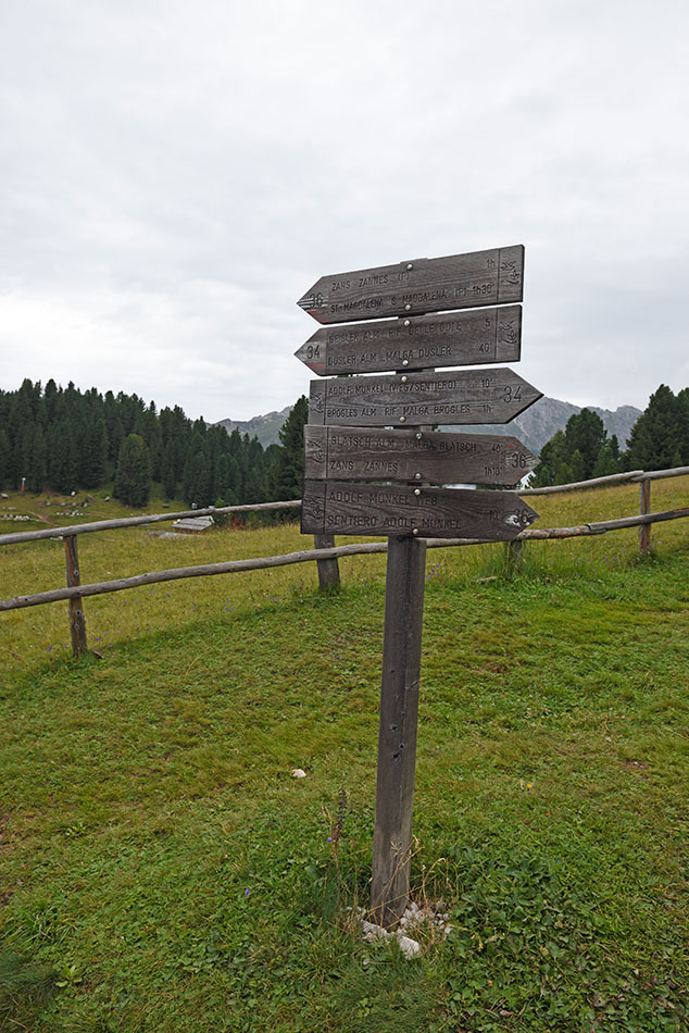 ../Viaggi/Val_di_Funes/Funes_011764.jpg