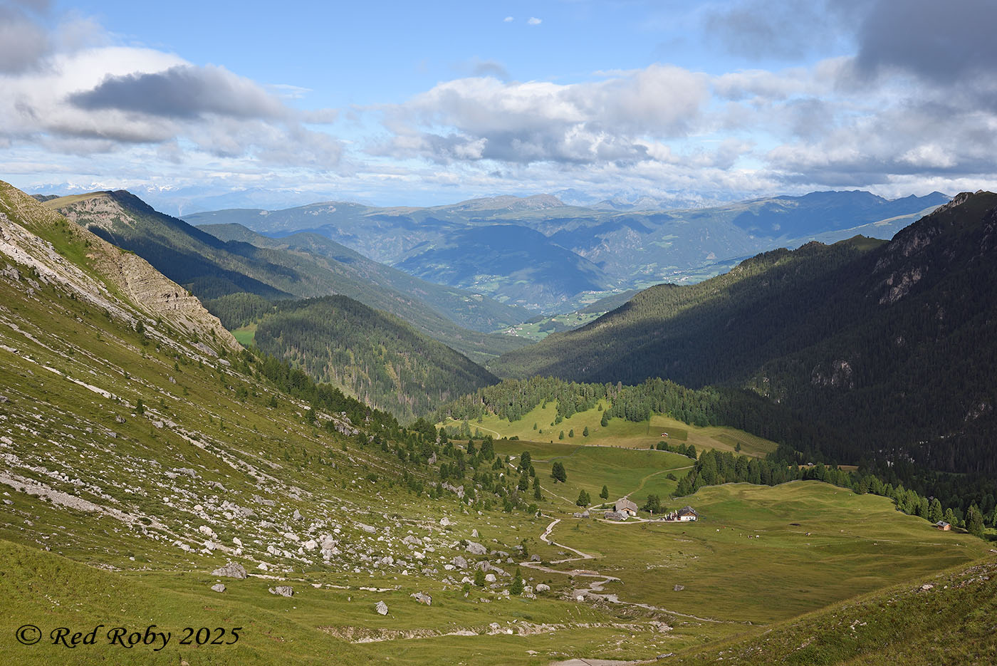 ../Viaggi/Val_di_Funes/Funes_011873.jpg