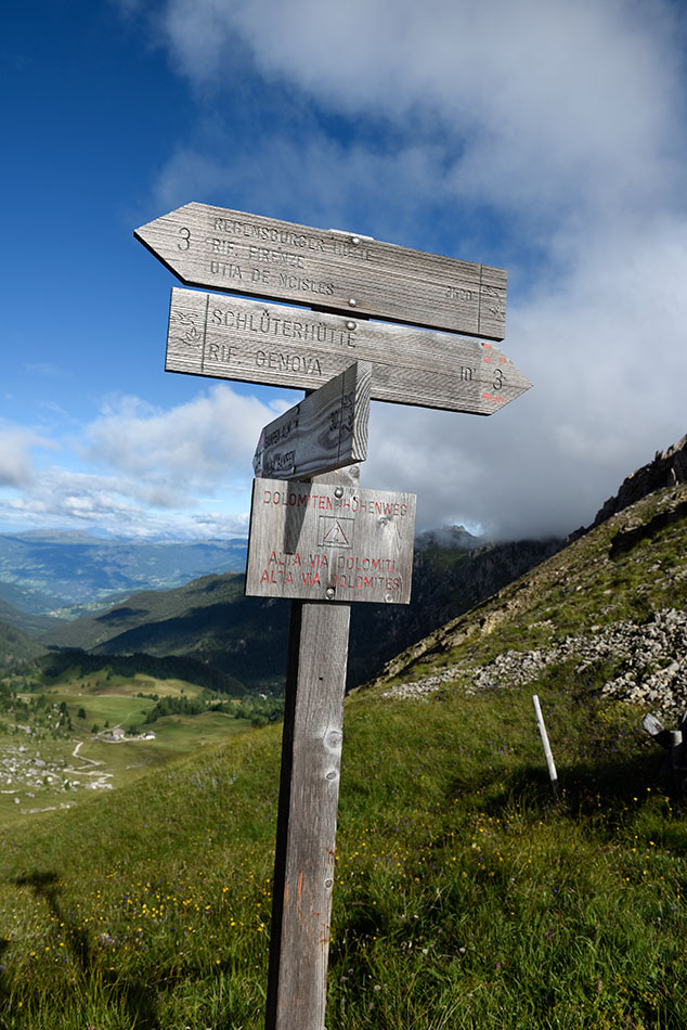 ../Viaggi/Val_di_Funes/Funes_011874.jpg