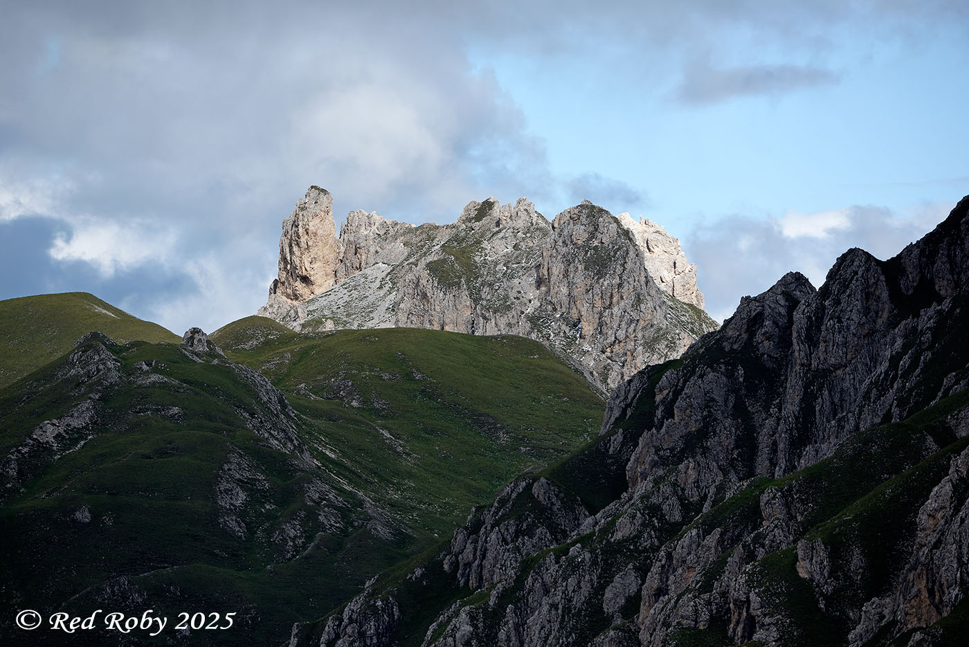 ../Viaggi/Val_di_Funes/Funes_011937.jpg