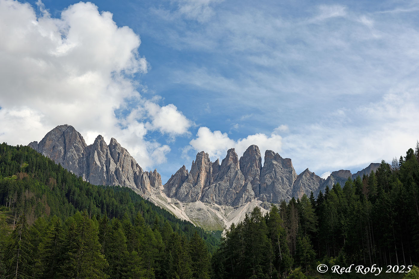 ../Viaggi/Val_di_Funes/Funes_012116.jpg