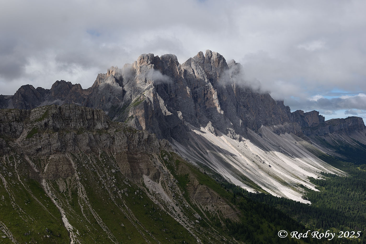 ../Viaggi/Val_di_Funes/Odle_011915.jpg